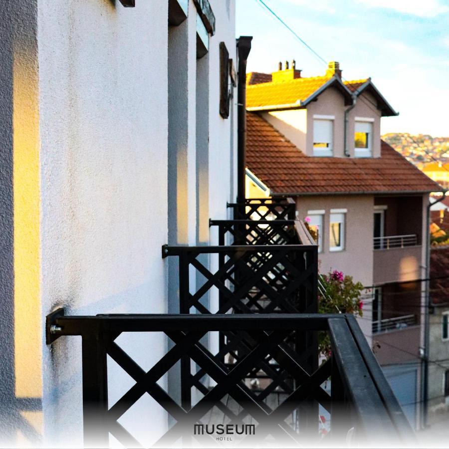 Museum Hotel Priștina Exterior foto