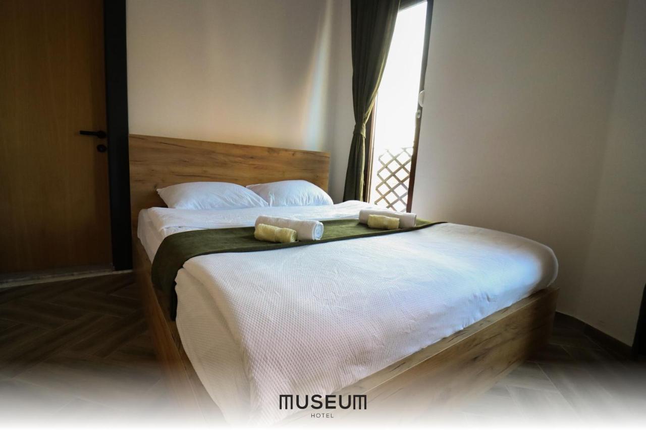 Museum Hotel Priștina Exterior foto